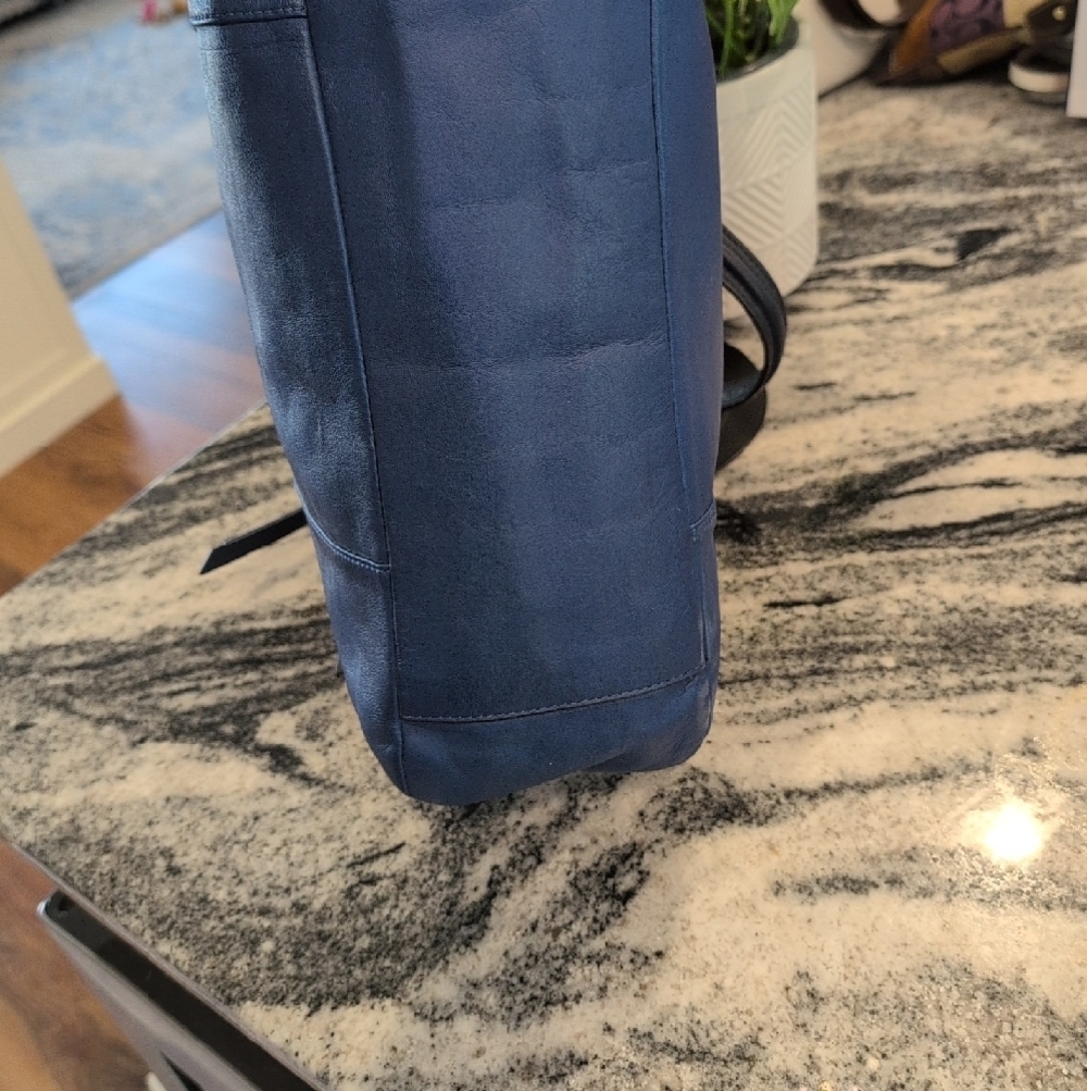 Coach Daisy Emma Spectator Leather Blue Navy Green Accents Shoulder Tote - Picture 5 of 10